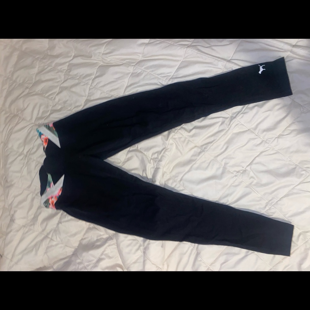 victoria’s secret/pink yoga pants woman’s size small